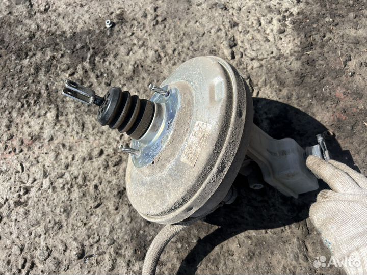 Вакуумный усилитель тормозов LADA Kalina