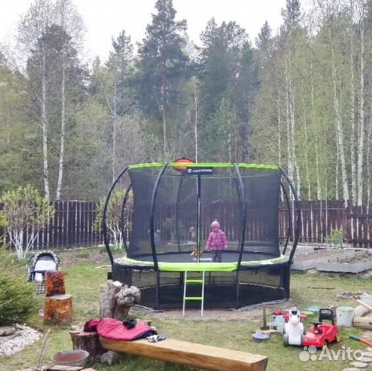 Каркасный батут для дачи
