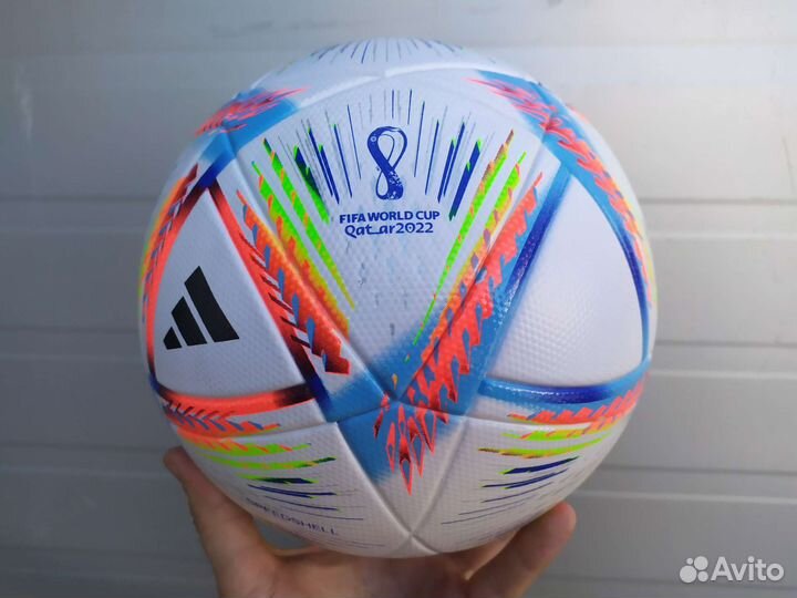 Футбольный мяч adidas новый оригинал