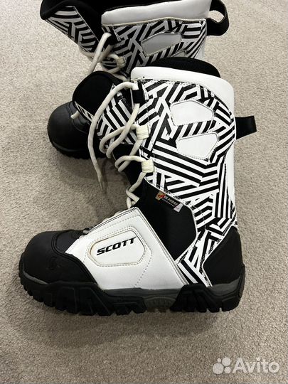 Ботинки для снегохода