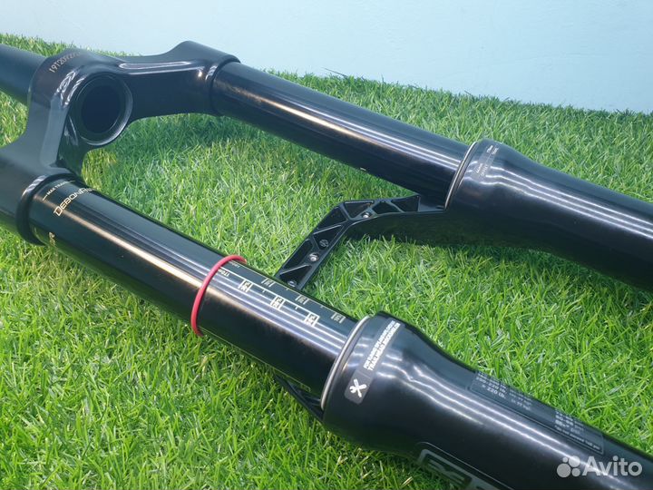 Вилка 29 Rock Shox Zeb R Debon Air 170mm