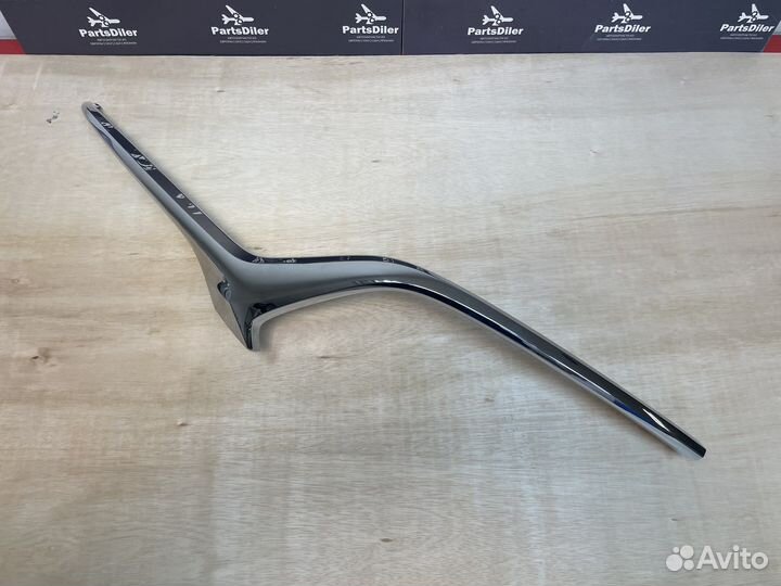 Молдинг решётки радиатора левый Мазда 6 gsh7507k0d