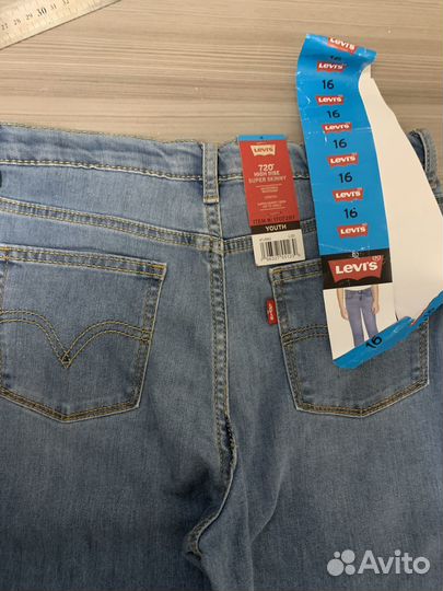 Джинсы для мальчика (девочки) слим Levis 10-13 лет