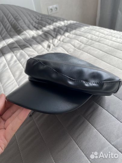 Кепка кожаная женская размер m черная stradivarius