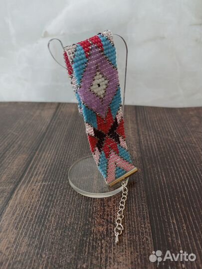 Браслет из бисера ручной работы (розовый, голубой)