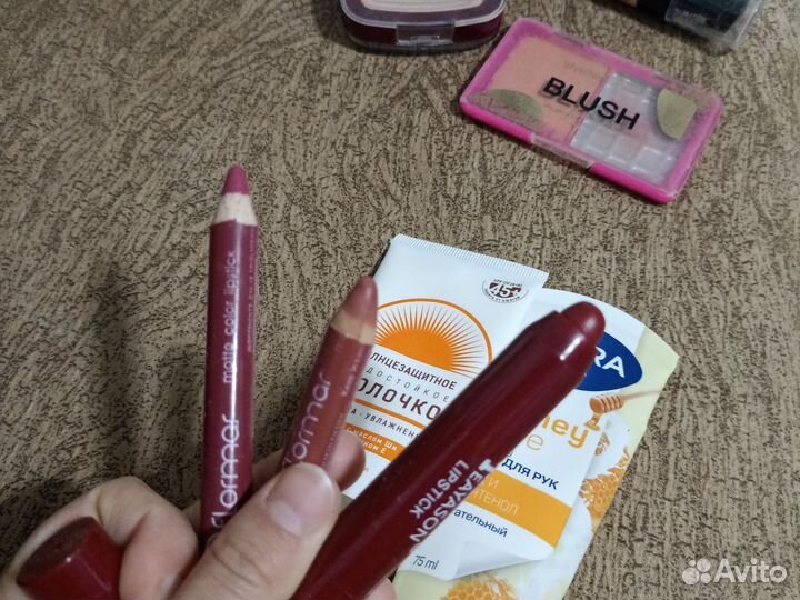 Пакет косметики Vivienne sabo