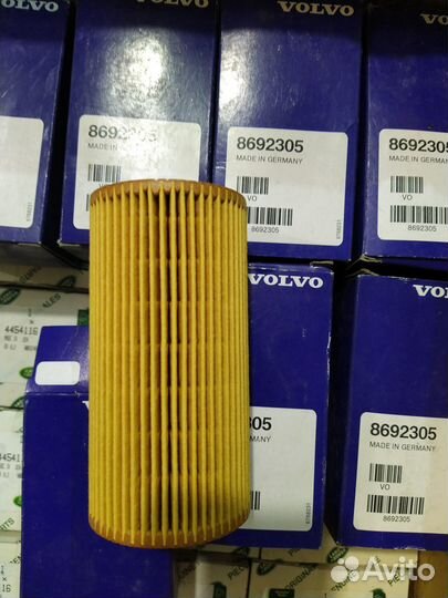 Фильтр масляный Volvo