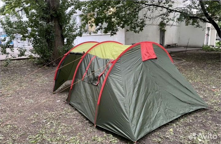 Палатка трехместная Mircamping 1908-3