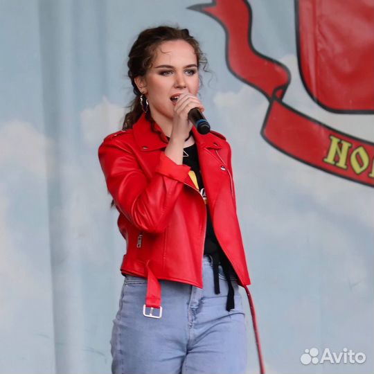 Педагог по эстрадному вокалу