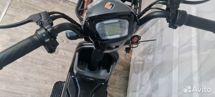 Новый электро скутер велосипед