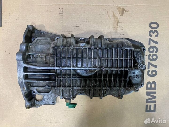 Поддон Volvo