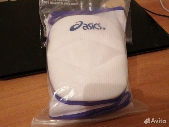 Наколенники asics knee pad