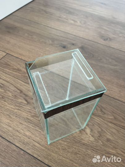 Аквариумы для рыбок