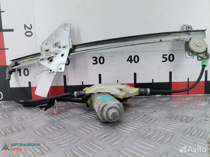 Стеклоподъемник передний правый Volvo S40 рест