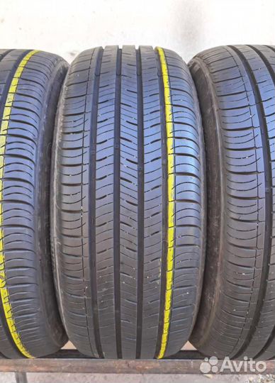 Kumho Solus TA31 215/55 R17 94V