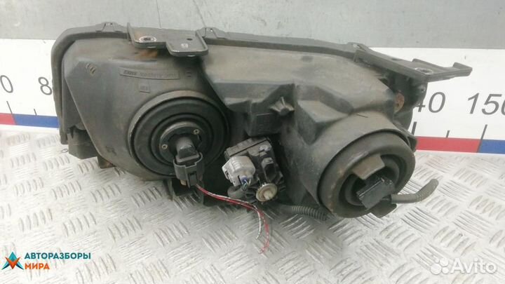 Фара правая Suzuki Grand Vitara 2 2007