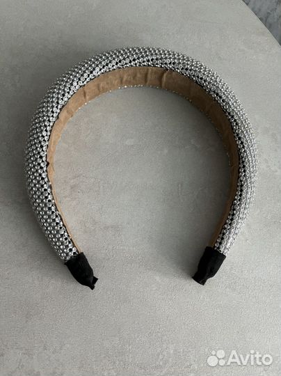 Ободок для волос со стразами
