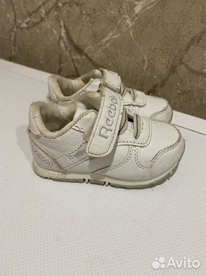 Кроссовки детские