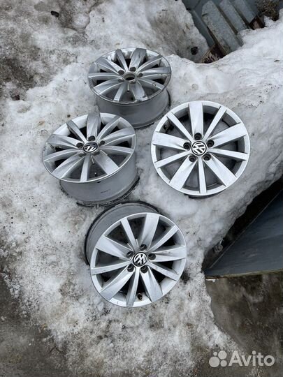Диски литые r16 VW passat b7