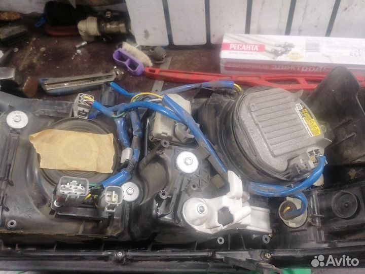 Фара toyota land cruiser 200 2012