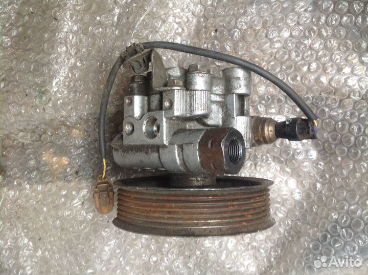 Насос гур бензин дизель Mitsubishi pajero 4