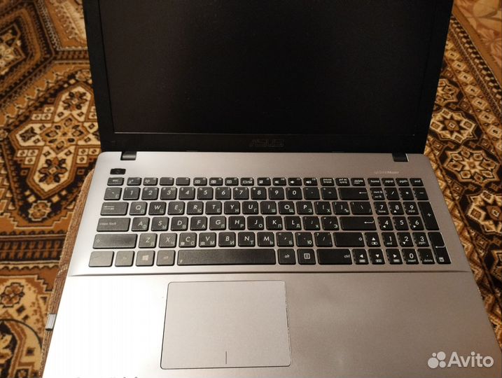Ноутбук asus
