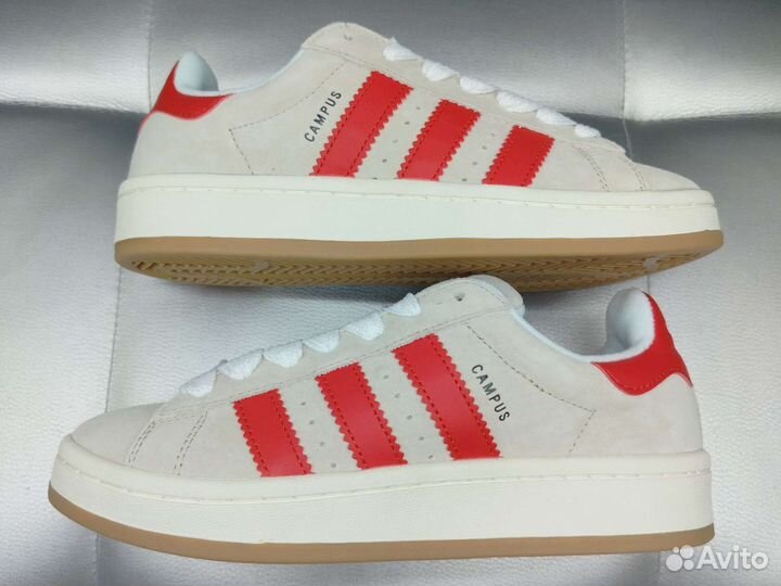 Adidas campus