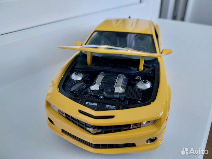 1:18 Chevrolet Camaro SS 2010