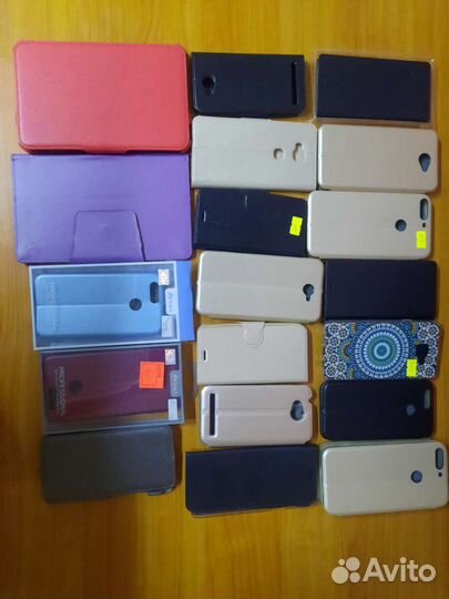 Чехлы на телефон