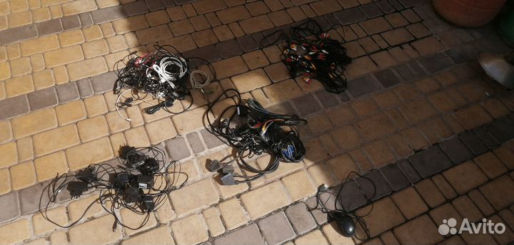 Провода разные, мышки для компьютера