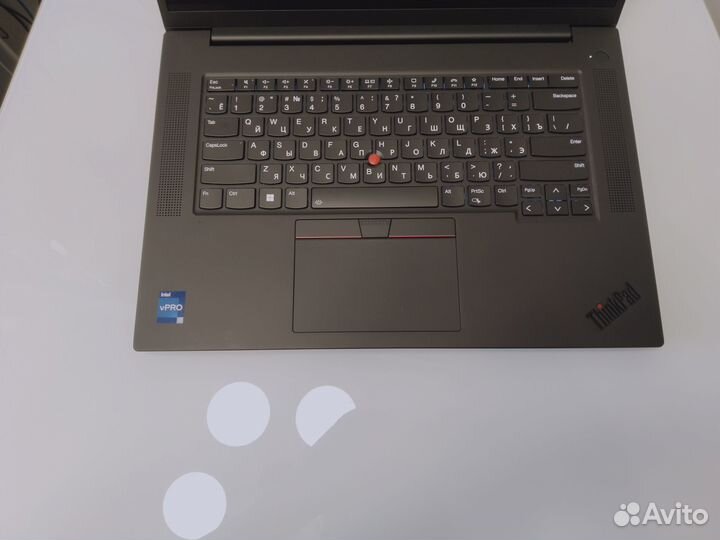 Lenovo Thinkpad P1 gen.6 (13800H, RTX 3500, 4K)