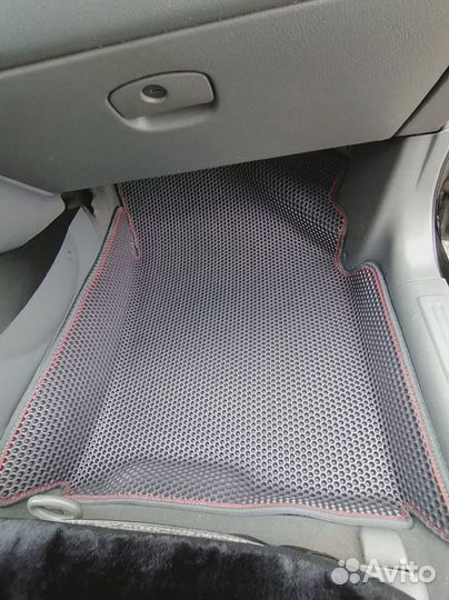 EVO автоковрики 3Д с бортиками Yema