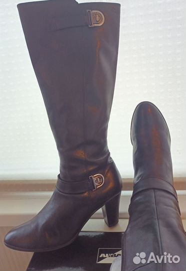 Сапоги женские кожаные 39 40 размер