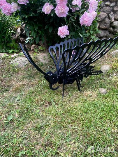 Садовая фигура из металла