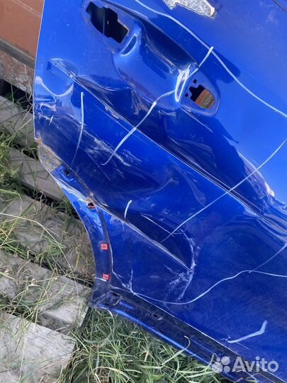 Задняя правая дверь киа селтос