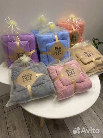 Подарочный набор полотенец новый
