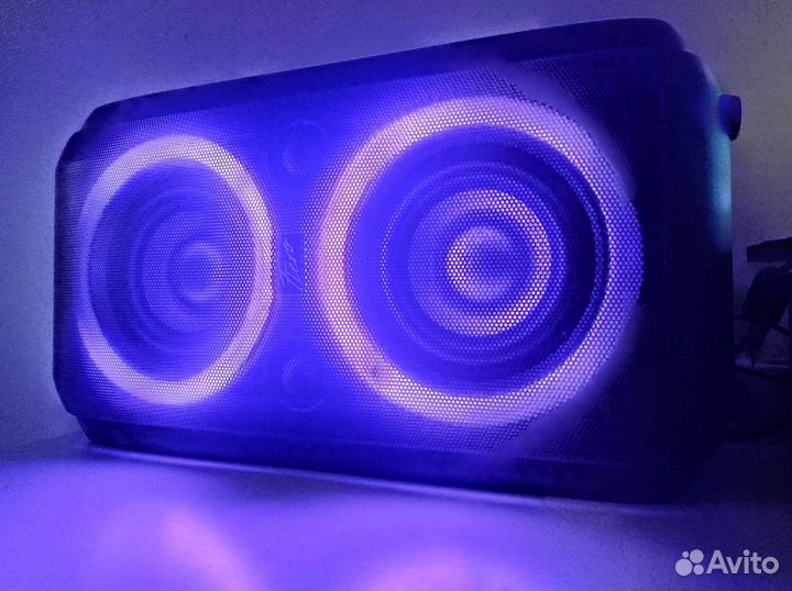 Bluetooth колонка, которая вас впечатлит :)