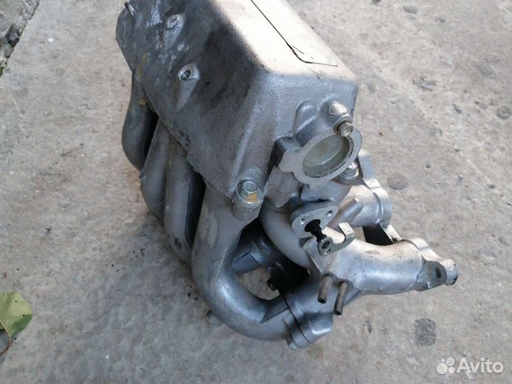 Впускной коллектор toyota