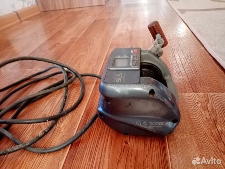 Электрокатушка Shimano 3000