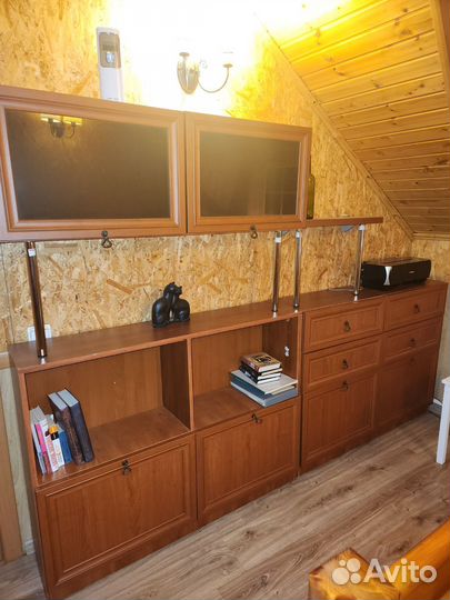 Мебельная горка, стеллаж