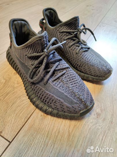 Кроссовки adidas izi