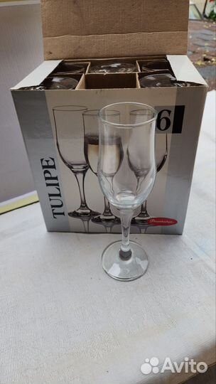 Бокалы для шампанского