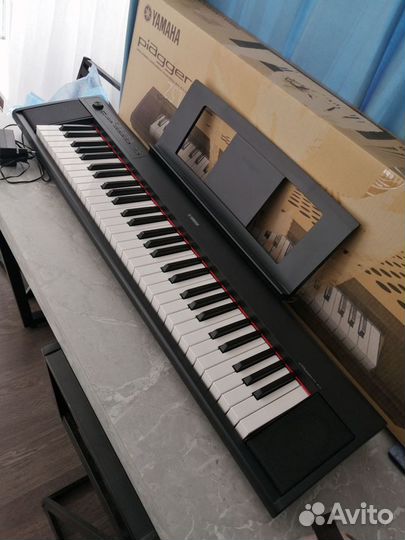 Цифровое пианино Yamaha NP-12B Piaggero