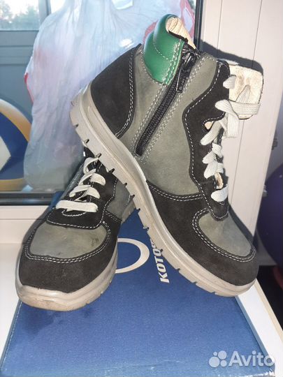 Ботинки детские р-р 34