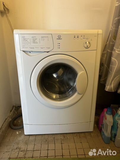Стиральная машина узкая indesit wiun 81