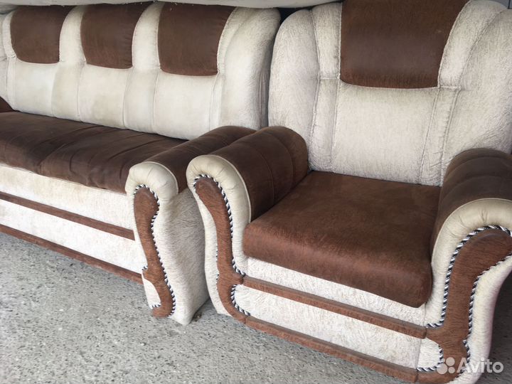 Диван и 2 кресла