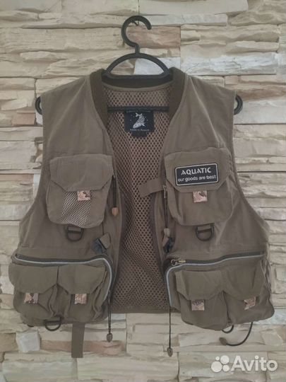 Жилет для рыбалки и охоты