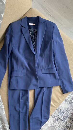 Брючный костюм женский 40