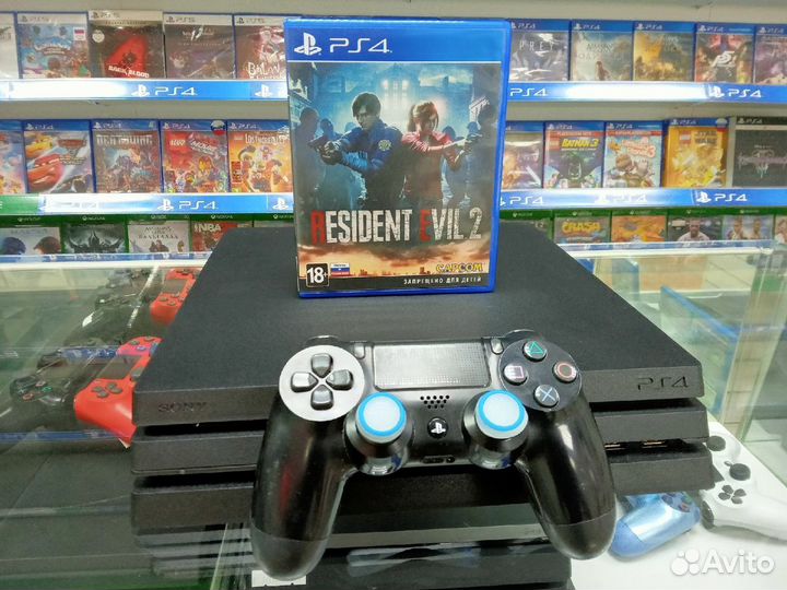 Sony PlayStation 4 Pro + Resident Evil 2 (2019)