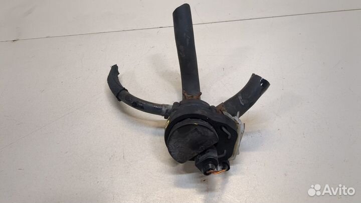 Насос водяной Mercedes E W212